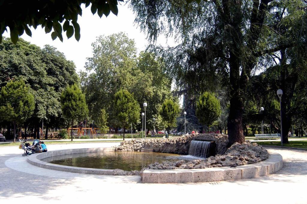 Artistic Apartment Park Милан Экстерьер фото
